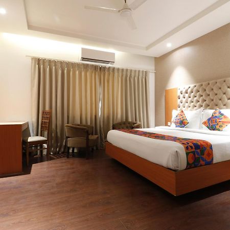 Hotel Yatri ناغبور المظهر الخارجي الصورة