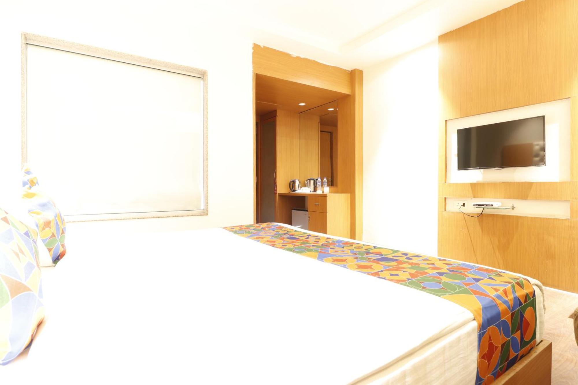 Hotel Yatri ناغبور المظهر الخارجي الصورة