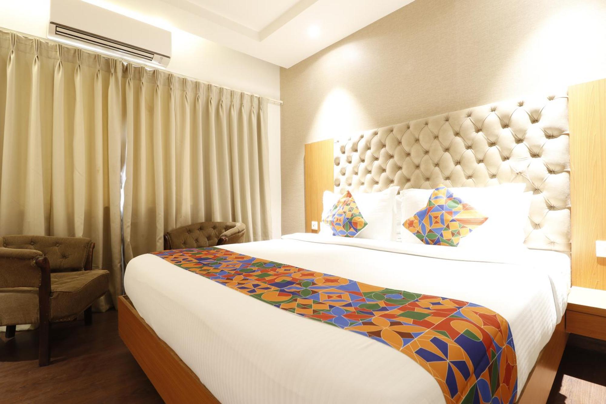Hotel Yatri ناغبور المظهر الخارجي الصورة