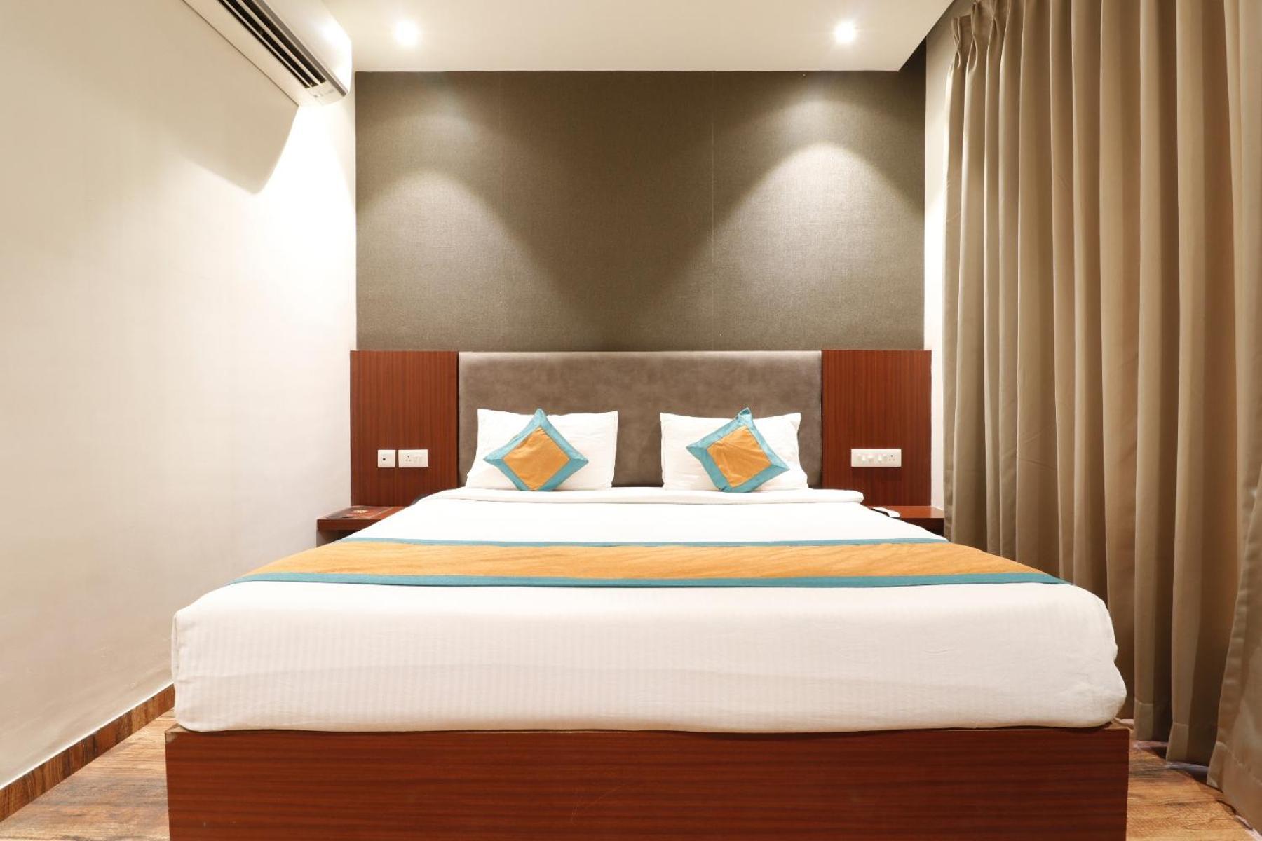 Hotel Yatri ناغبور المظهر الخارجي الصورة